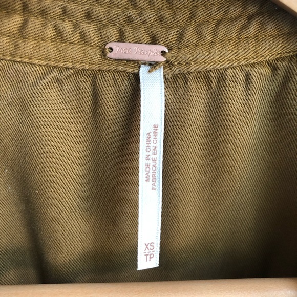 Dress - Picture 6 of 6